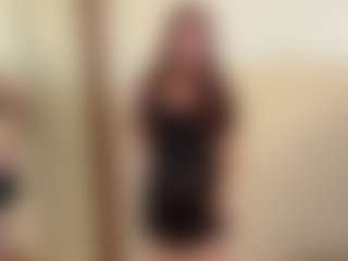 Thea's Live Sex Cam Show