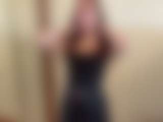 Thea's Live Sex Cam Show
