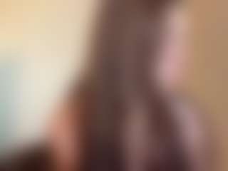 Thea's Live Sex Cam Show
