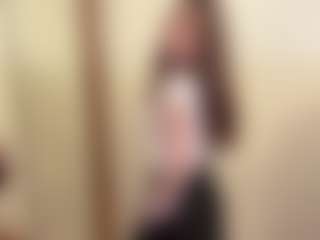 Thea's Live Sex Cam Show