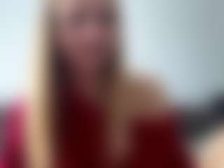 Live cam show with NarcisaGiddins - Nipple Piercings on StripNow