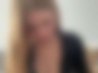 Live cam show with NarcisaGiddins - Red Hair Amateur on Camsoda