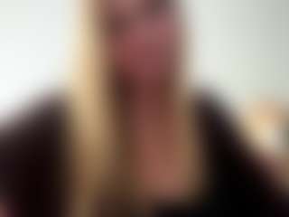 Live cam show with NarcisaGiddins - Genital Piercings on madthumbs