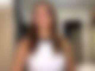 Live cam show with PennyMistrot - Shower on Streamer API