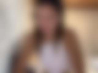 Live cam show with PennyMistrot - Flash on Big Tits