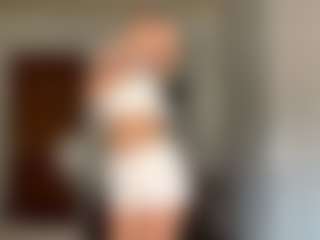 Live cam show with PennyMistrot - Flash on Camsoda