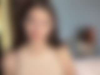 Live cam show with StepanieReagor - Skinny MILF on Streamer API