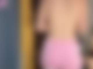 Live cam show with StepanieReagor - Average on Camsoda