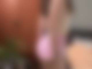Spettacolo in cam dal vivo con StepanieReagor - Facial su Camsoda