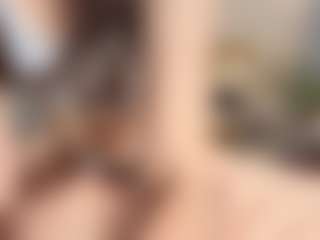 Live cam show with StepanieReagor - Granny on CamClone