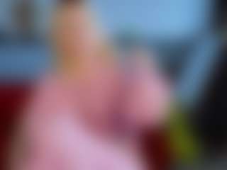 Live cam show with TabathaMihelich - Small Tits on Mixed Magazine Live