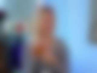 Live cam show with TabathaMihelich - Small on LiveSexCams6