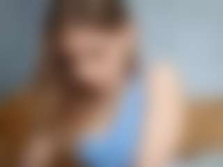 Live cam show with Alice - Amateur on Milfs Live
