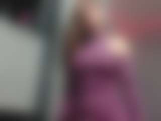 Live cam show with Alice - Skinny Teen (18+) on Gym Cam Girls