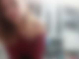 Live cam show with Alice - Brown Hair Teen (18+) on camgirlchat.live