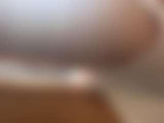 AlidaEscudero's Live Sex Cam Show