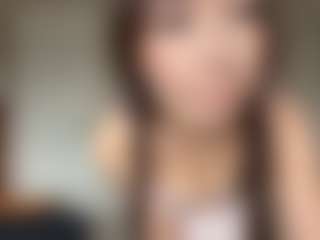 Live cam show with AlidaEscudero - Skinny on TastyBlacksLive