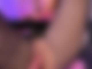 Allison-Douce's Live Sex Cam Show