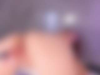 Live cam show with Allison-Douce - Brown Eyes on camwithhim.com