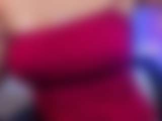 Live cam show with Allison-Douce - BBW on UwU Esports