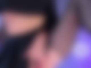 Live cam show with Allison-Douce - Anal Toys on livesuperchat.net