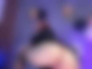 Live-camshow met Allison-Douce - Brown Eyes Red Hair op Camsoda