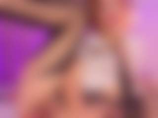 Live cam show with Allison-Douce - Red Hair Teen (18+) on CSO-WL