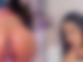 Live cam show with Ariella-Rose - Striptease on PervPlay.com