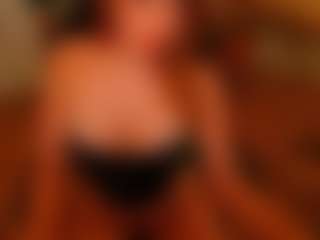 Live cam show with Beatrice-Sphenix - Moaning on CamwithHer
