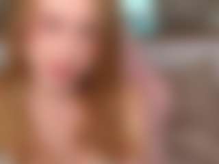 Live cam show with Beatrice-Sphenix - Fingering on Camsoda