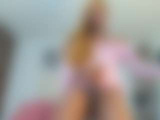 Live cam show with Caitlyn Star - Orgasm on hrnylive.com