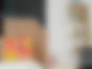 Live cam show with Caitlyn Star - Brown Eyes on Camsoda