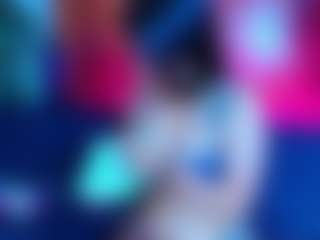 Live cam show with Hey im Lia - Dildo on LiveSexCams6