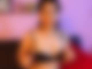 Live cam show with Hey im Lia - Athletic on CamwithHer