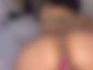 itsmeyyy's Live Sex Cam Show