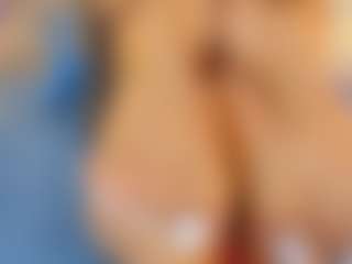 karlarossee's Live Sex Cam Show