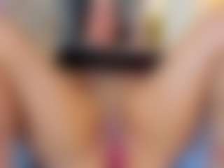 karlarossee's Live Sex Cam Show