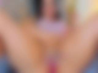 karlarossee's Live Sex Cam Show