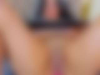karlarossee's Live Sex Cam Show