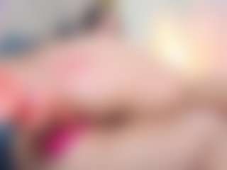 karlarossee's Live Sex Cam Show