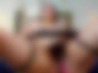 karlarossee's Live Sex Cam Show