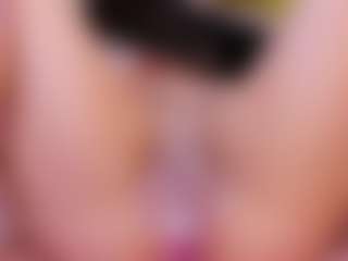 karlarossee's Live Sex Cam Show