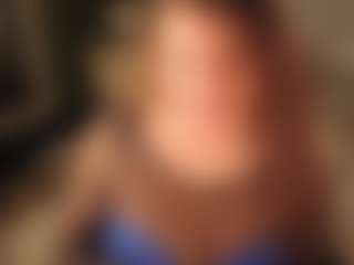 Moon's Live Sex Cam Show