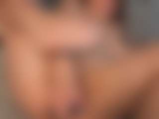 Moon's Live Sex Cam Show