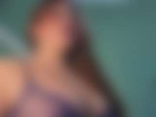 Moon's Live Sex Cam Show