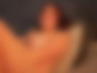 Moon's Live Sex Cam Show