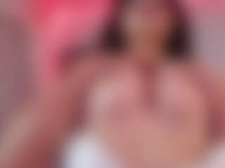 VanessaToro's Live Sex Cam Show