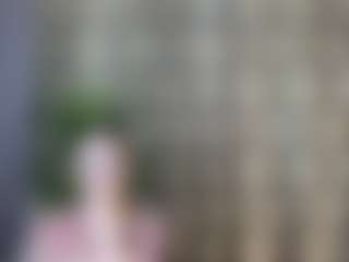 Live cam show with AileenEnnenga - New Teen (18+) on TeamSkeetLive