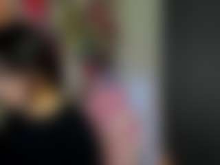 Live cam show with Alisha-Tempt - Striptease Teen (18+) on Uber Horny