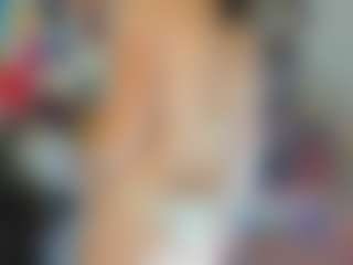 Live cam show with Alisha-Tempt - Petite Young Adult on Uber Horny